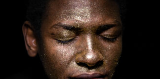 Nieuwe expo op Mercatorplein toont identiteit jonge vluchtelingen