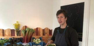 Elke vrijdag en zaterdag seizoensmarkt in Bos en Lommer