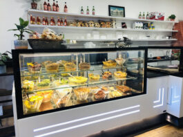 De nieuwe Indo op de Jan Eef verleidt met kleur en verse kruiden