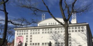 Podium Mozaïek is even kerk, mét theatervoorstelling