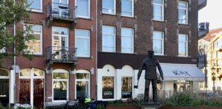 Messenverbod in ‘overlastgebieden’ Da Costabuurt en Sloterdijk