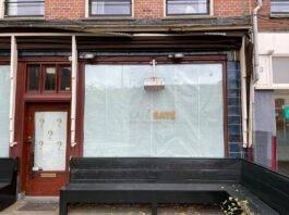 Ex-kapper opent Café Saté in Westerpark