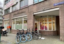 Flink wil gevel ‘darkstore’ Van Limburg Stirumstraat laten beschilderen