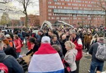 Demonstranten naar Westerpark na ontruiming Museumplein