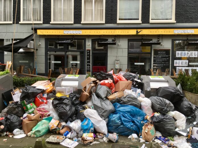 AfvalJacobvanLennepstraat