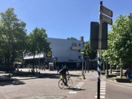 Ombudsman wil gesprek over bouwplan Bos en Lommer