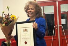 Vrijwilligster Maria Edith geeft de Wildemanbuurt kleur