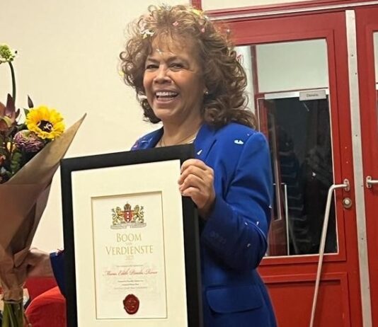 Vrijwilligster Maria Edith geeft de Wildemanbuurt kleur