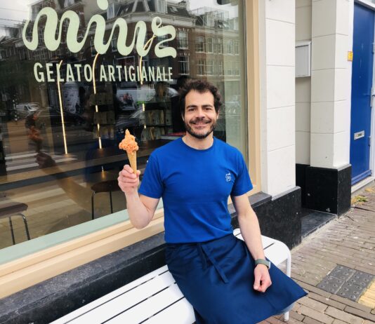 Kersverse ijssalon Miuz heeft sinaasappel- én burrata-ijs