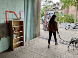 En alweer is de boekenkast terug in de tunnel