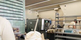 Het croissantje ijs is geland in De Baarsjes