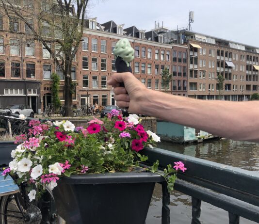 Het wonderlijke ijsje van Otemba in de Kinkerstraat