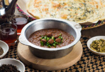 De eerste Jemenitische pop-up brunch van West