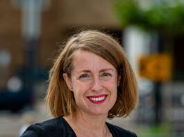 Parkeren in de Kolenkit – Column Ester Fabriek, dagelijks bestuurder stadsdeel West