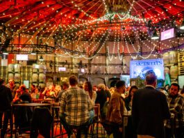 4x lol op zondag in West en Nieuw-West