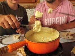 IJs eruit, kaasfondue erin in pand IJscuypje Westerpark