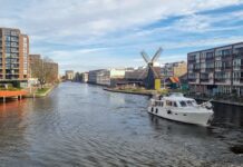 Nieuwe kademuur bij Molen De Otter