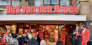 ‘Historische’ Dirk Mercatorplein helemaal in het nieuw