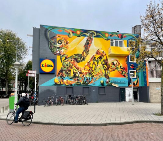 Nieuwe muurschildering in Bos en Lommer