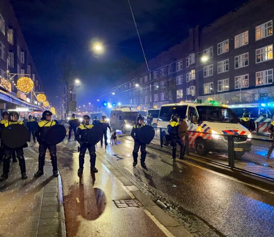 Mercatorplein weer door ME ontruimd, tien aanhoudingen