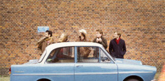 Singer-songwriter Liam Pek brengt lofzang op DAF in Centrale Markthal