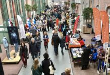 Ongegeneerd depri met kunst, mode en goed gesprek