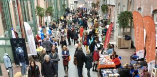 Ongegeneerd depri met kunst, mode en goed gesprek