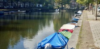 Baasje naar ziekenhuis na poging redden hond uit water