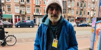 Straatkrant Z! is de reddingsboei van Kaweh, Lawrence en Jamal