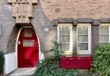 Actie tegen verkoop corporatiewoningen Bestevaerstraat