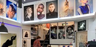 Fotografen met FotoLabKiekie in actie voor slachtoffers aardbeving