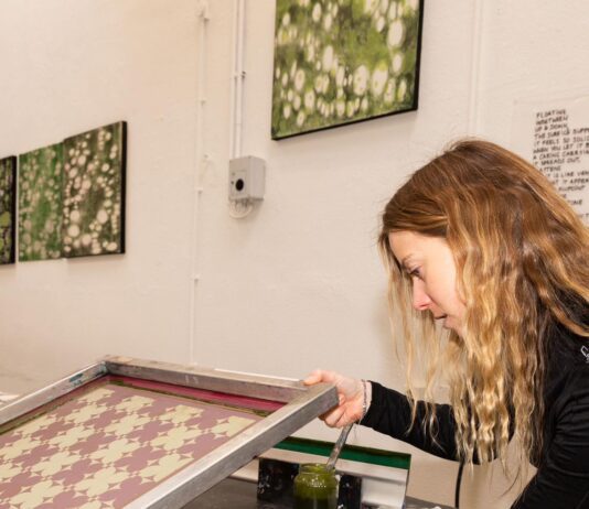 Mini-warenhuis Lykke in De Baarsjes werkt samen met grafisch alchemist