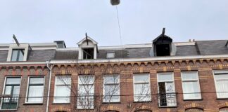 Brand op zolderetage Van der Hoopstraat