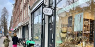 Leger des Heils opent winkel tweedehands kleding in Bilderdijkstraat