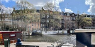 Steiger moet weg vanwege zwemmers in de zomer