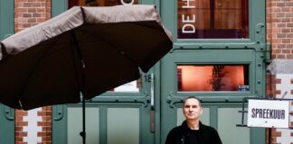 Stand up comedy-show Raoul Heertje in De Hallen Studio’s