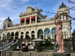 Filmtheater voor documentaires in Vondelparkpaviljoen