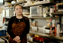 Toko Bandung uit Osdorp schittert in expo ‘Toko Mokum’