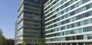 Poging tot gewapende beroving in Bos en Lommer: politie zoekt getuigen