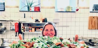 Vals spel in de Buurtkantine – Wonderen van West