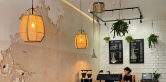 Koffie, lekkers en lunch bij Fika Mercatorplein