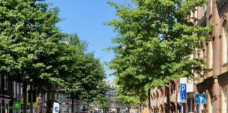 Fietsen op autoparkeerplekken Spaarndammerstraat en Admiraal de Ruijterweg