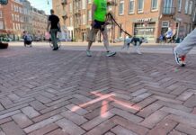 Fietser (26) zwaargewond na aanrijding inbrekers op de vlucht