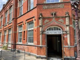 Gemeente stopt samenwerking Stichting Regenbooghuis