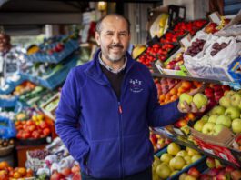 Expositie ‘Kinkerstraat vol verhalen’ in De Hallen