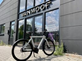 VanMoofrijders treffen dichte deuren in Houthaven