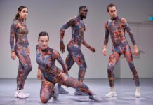 Dans en performance op undergroundlocaties in West