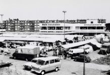 Hele grote markt in Bos en Lommer in 1970