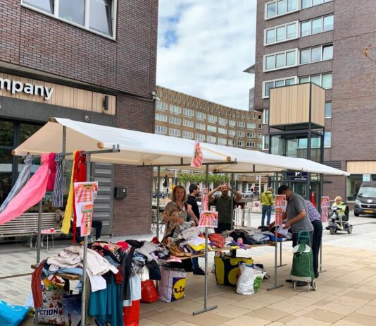 West Kleedt Aan is weer onder de pannen