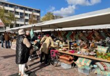 Feest op vernieuwd Sierplein in Slotervaart